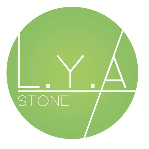 הלוגו של LYA STONE