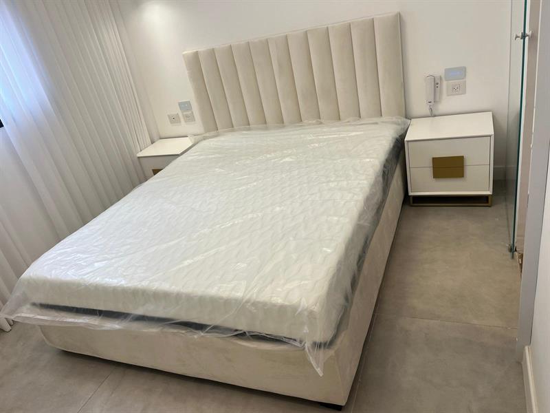 מיטה זוגית דגם פסים רויאל קומפורט 